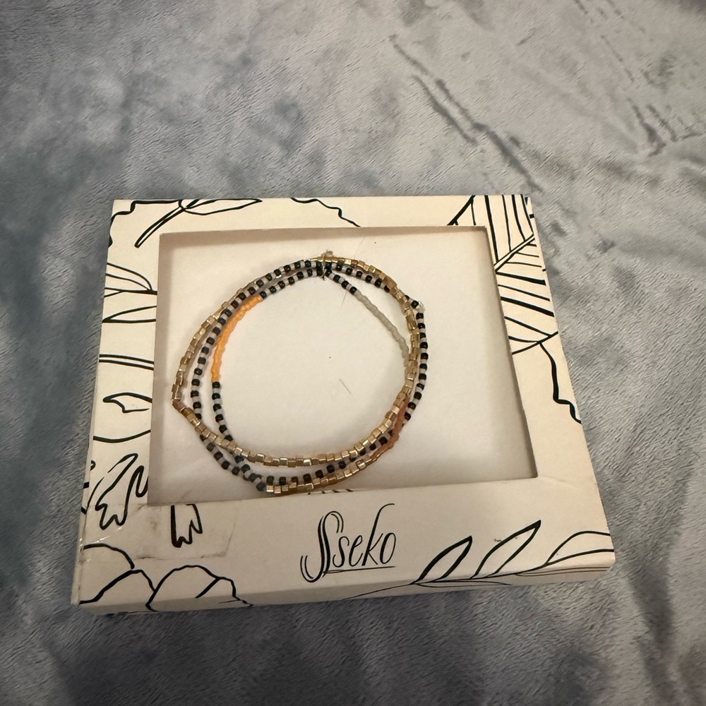 Sseko Elegant Black, Gold, and Tan Bracelet Set